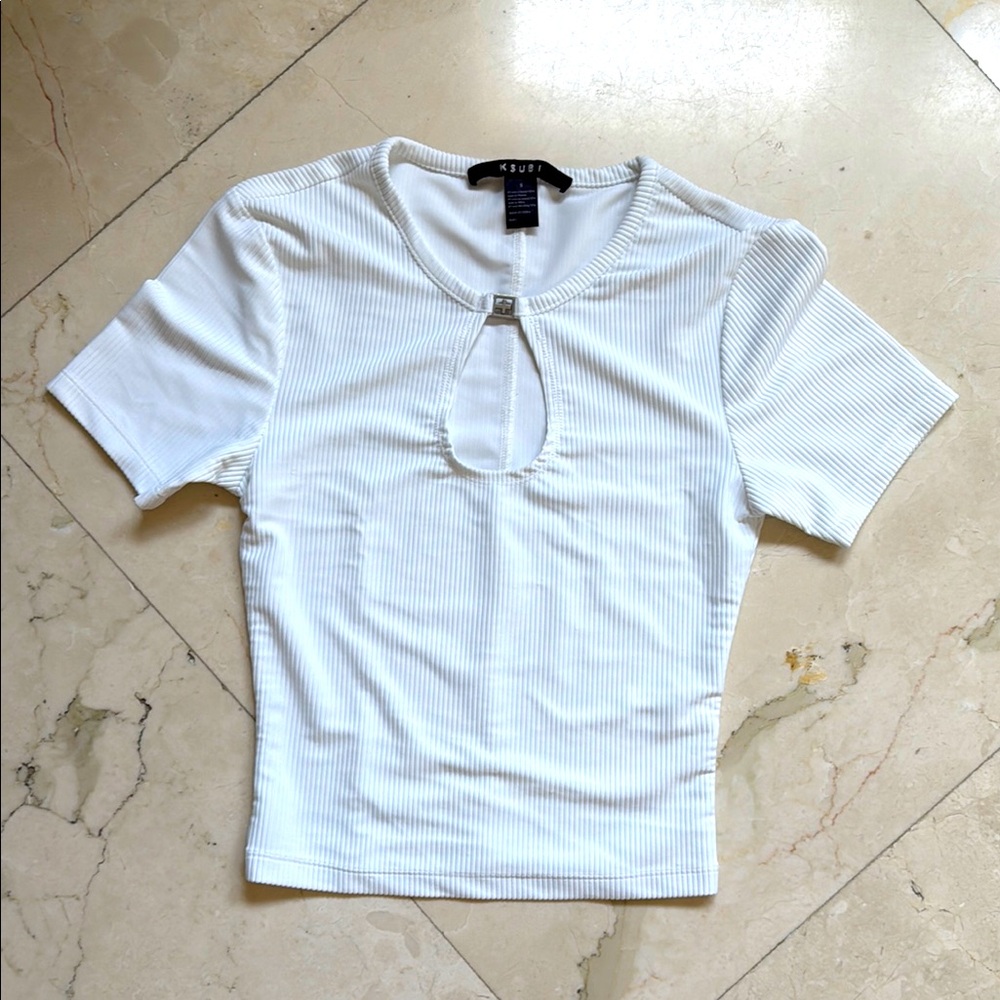 Ksubi- short sleeve ribbed top w front cutout & metal detail, back Center seam